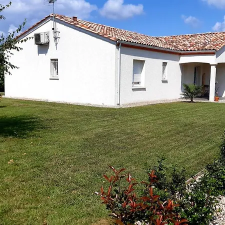 D'hotes Les Joncs Homestay